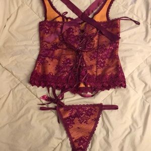 Sexy Fredrick’s of Hollywood corset top Size 38 panties l/xl